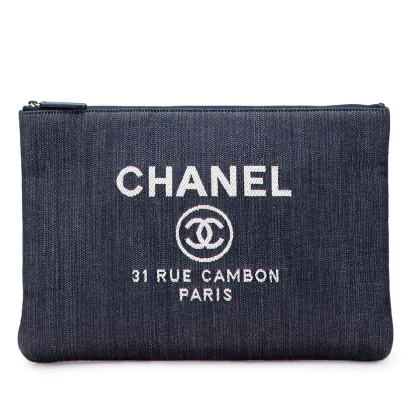 Chanel Large Denim Deauville O Case Clutch Blue Denim Good condition - Front View