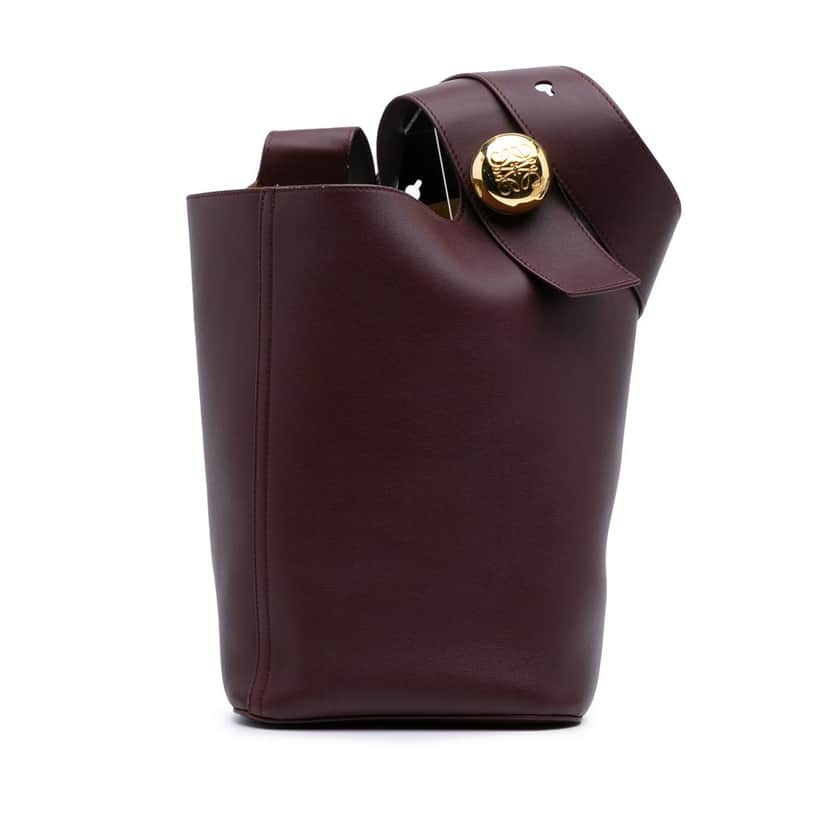 Loewe Medium Smooth Calfskin Pebble Bucket Bag Red Leather Good condition - Front View