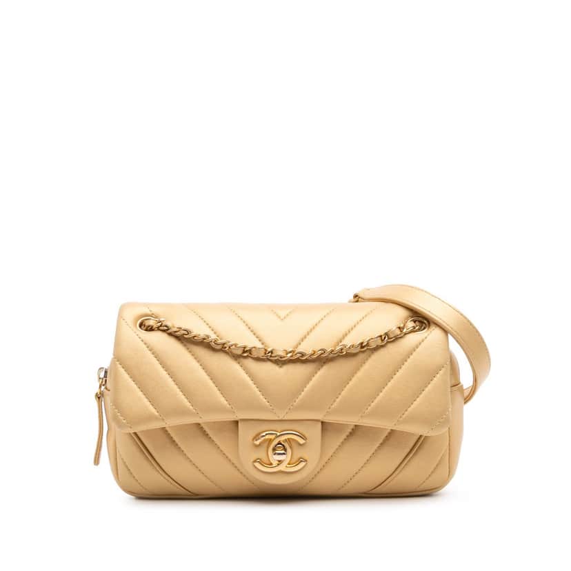 Chanel Mini Quilted Chevron Lambskin Camera Case Flap Gold Leather Good condition - Front View