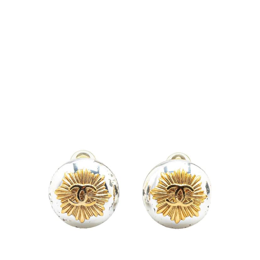 Chanel Gold Plated Silver CC Round Clip on Earrings Gold Metal Good condition - Front View