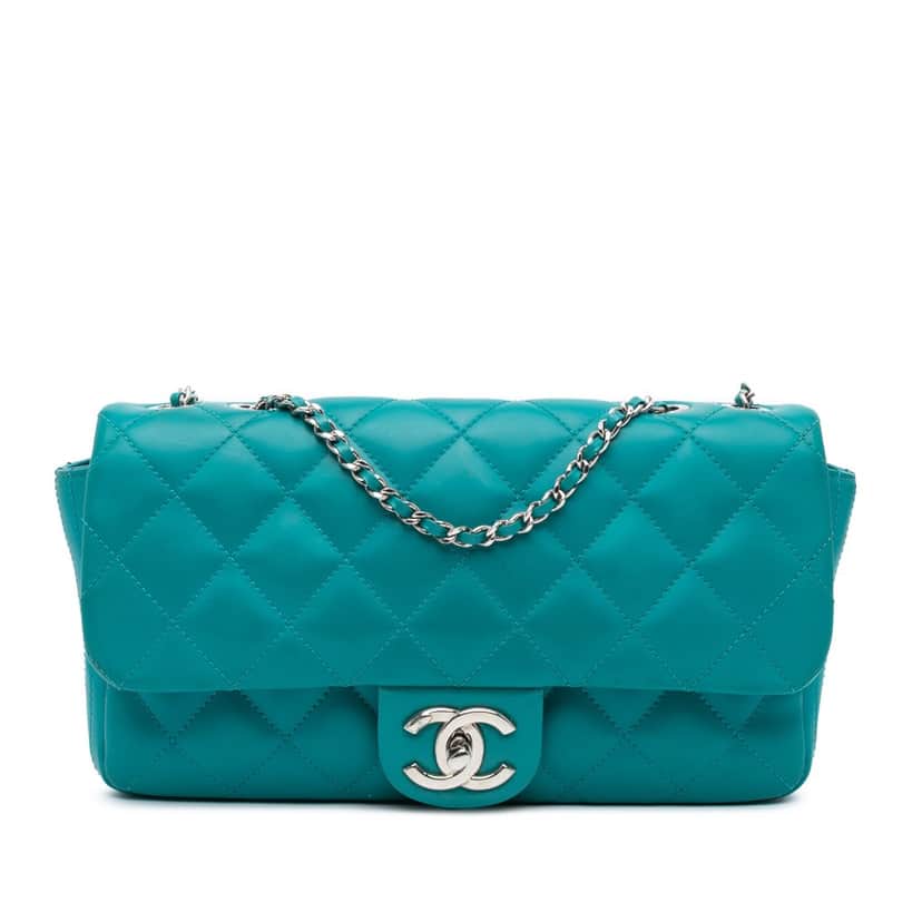 Chanel Paris-Seoul Medium Lambskin Coco Rain Flap Green Leather Good condition - Front View