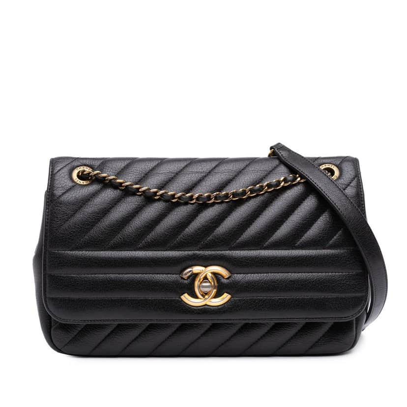 Chanel Medium Diagonal Quilted Goatskin Flap Black Leather Good condition - Front View