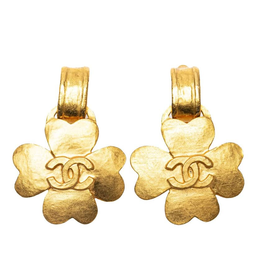 Chanel Gold Plated CC Clover Clip on Earrings Gold Metal Good condition - Front View