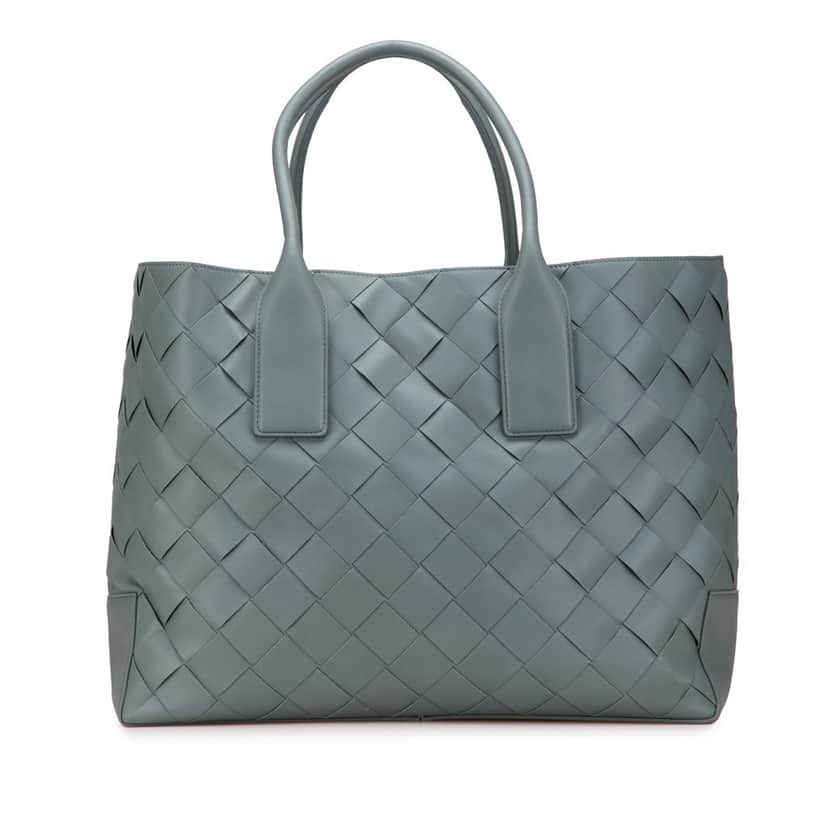 Bottega Veneta Lambskin Maxi Intrecciato Tote Grey Leather Good condition - Front View