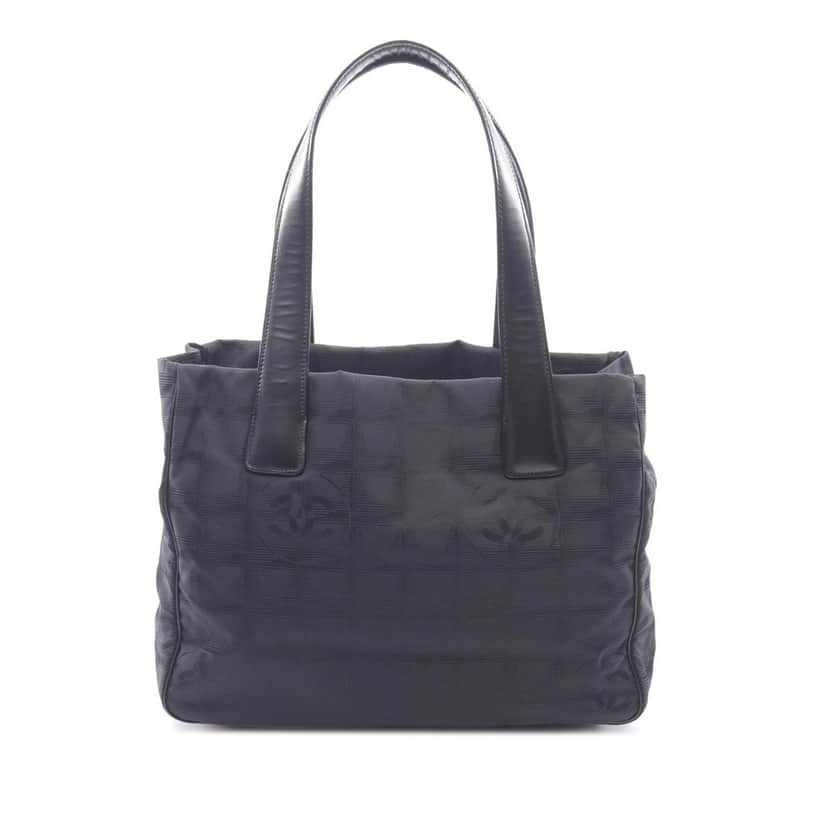 Chanel New Travel Line Nylon Tote Black Good condition - Front View