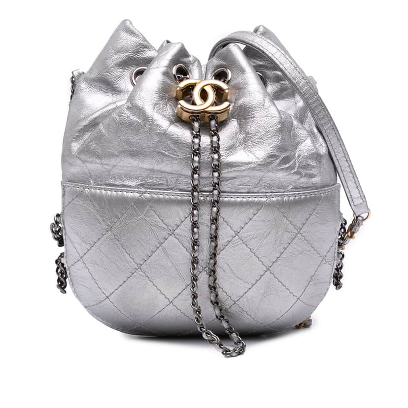 Chanel Small Quilted Metallic Aged Calfskin Gabrielle Bucket Bag Silver Leather Good condition - Front View