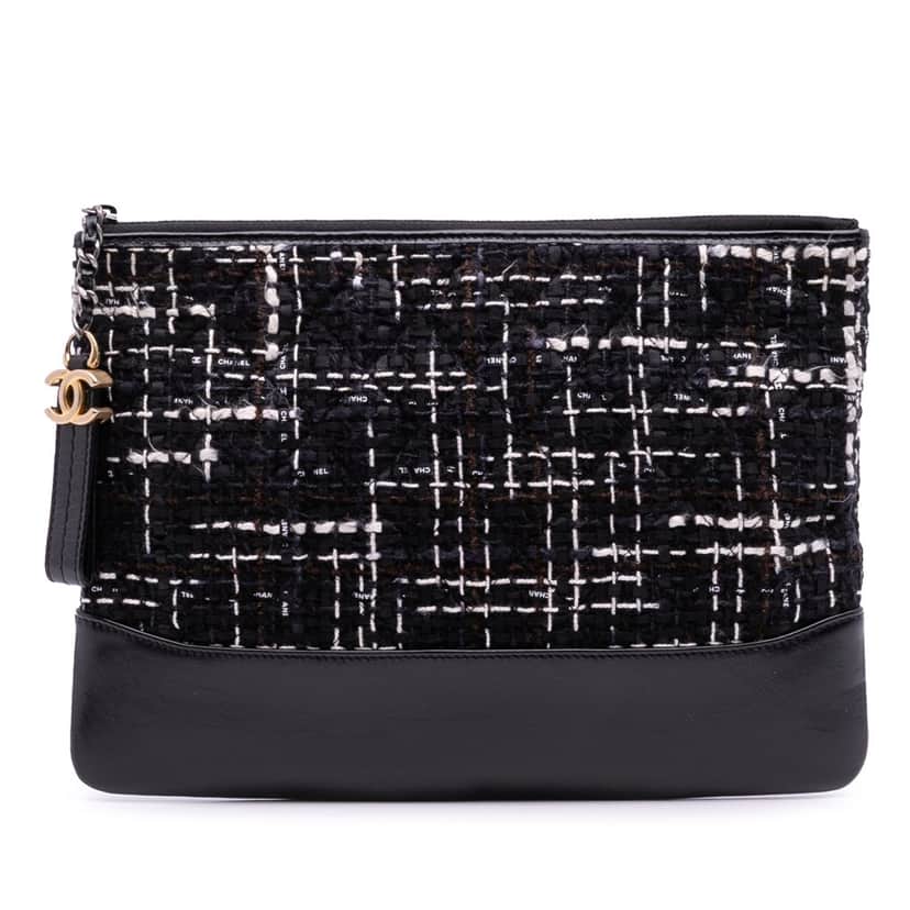 Chanel Medium Tweed Gabrielle O Case Clutch Black Tweed Good condition - Front View