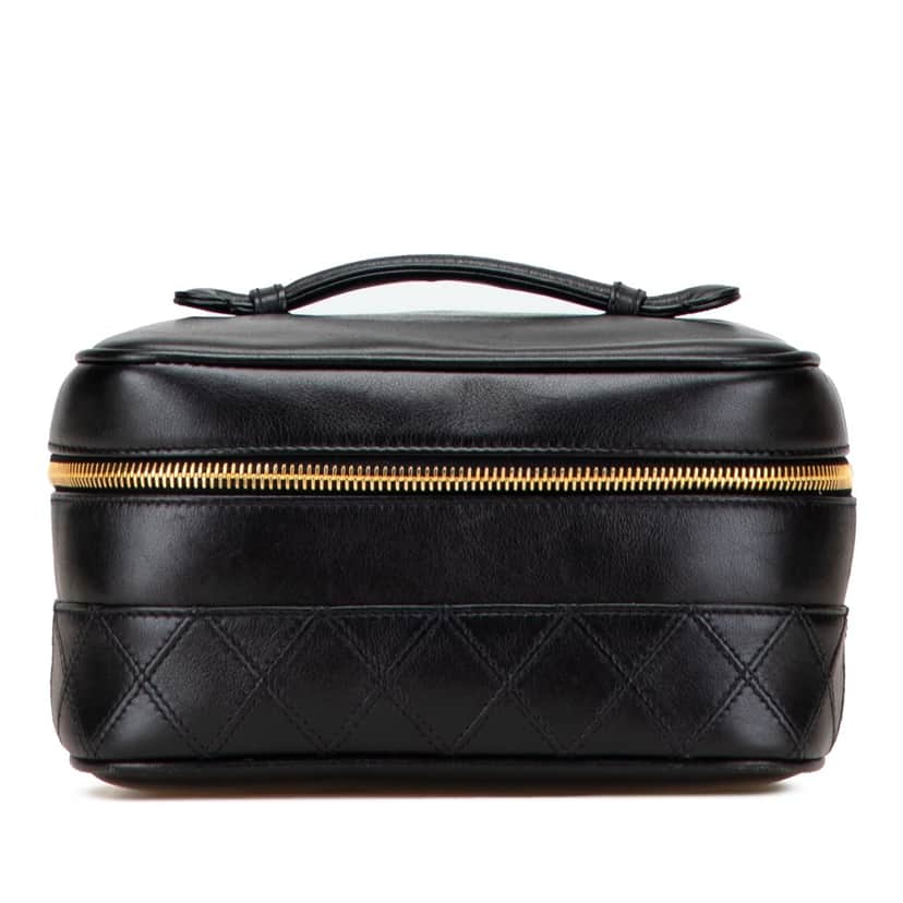 Chanel CC Quilted Lambskin Vanity Case Black Leather Good condition - Front View