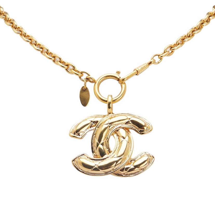 Chanel Gold Plated Quilted CC Pendant Necklace Gold Metal Good condition - Front View