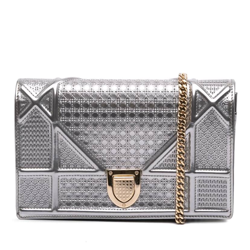 Dior Metallic Patent Microcannage Diorama Wallet on Chain Silver Leather Good condition - Front View
