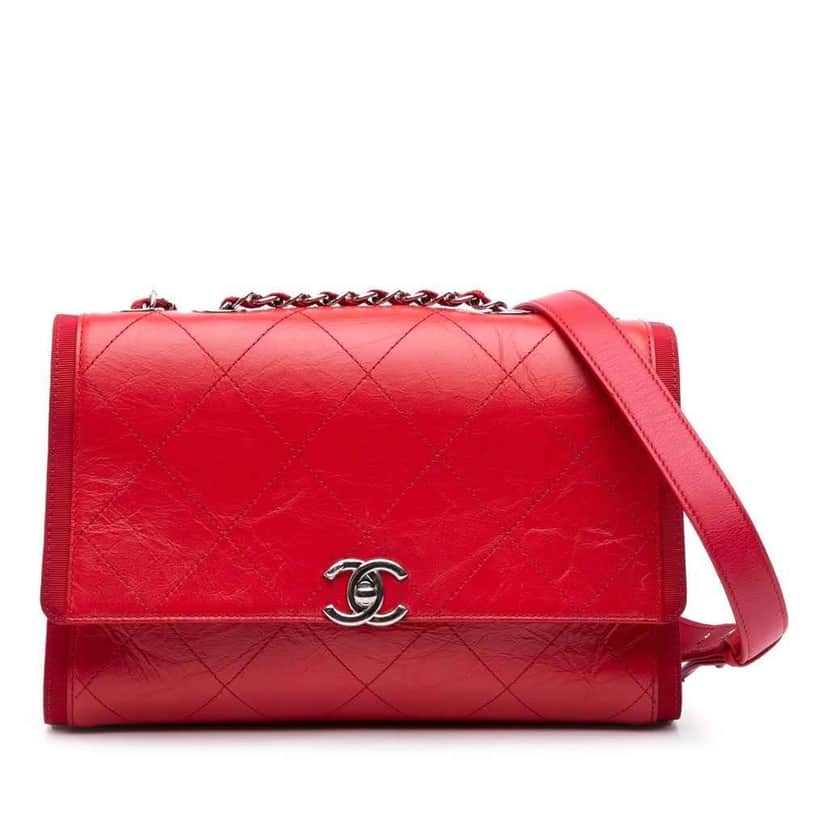 Chanel CC Quilted Crumpled Calfskin and Grosgrain Flap Red Leather Good condition - Front View