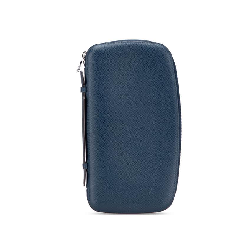 Louis Vuitton Taiga Atoll Organizer Blue Leather Good condition - Front View