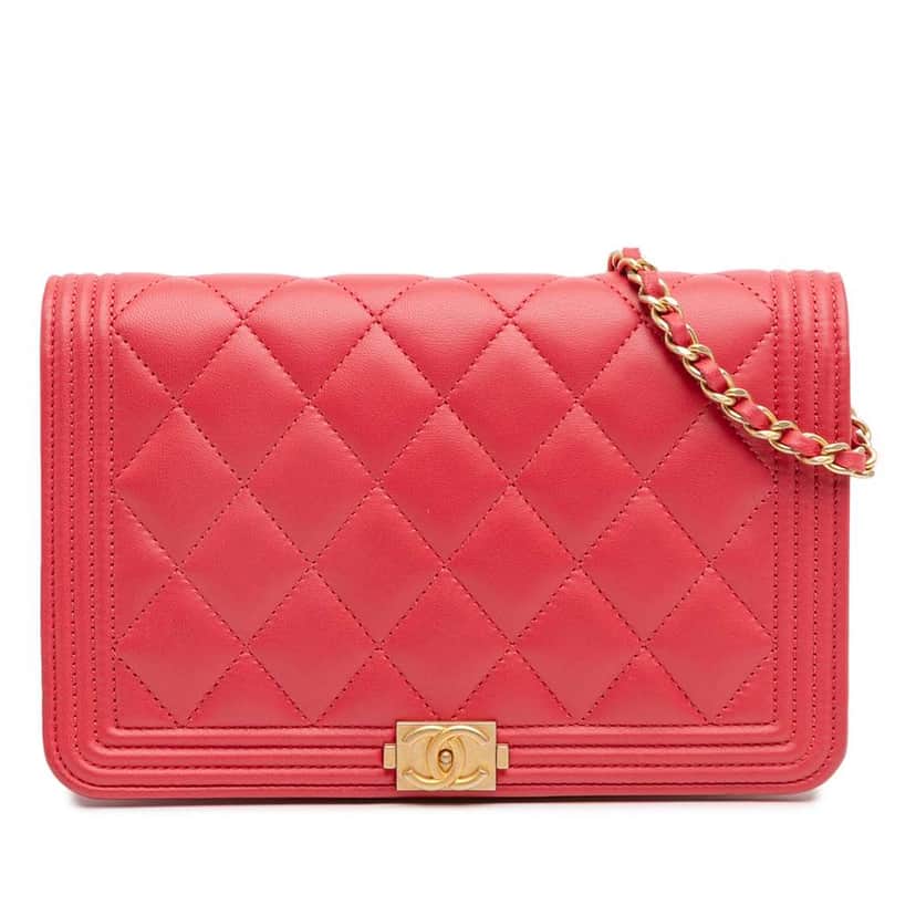 Chanel Quilted Caviar Boy Wallet on Chain Red Leather Good condition - Front View