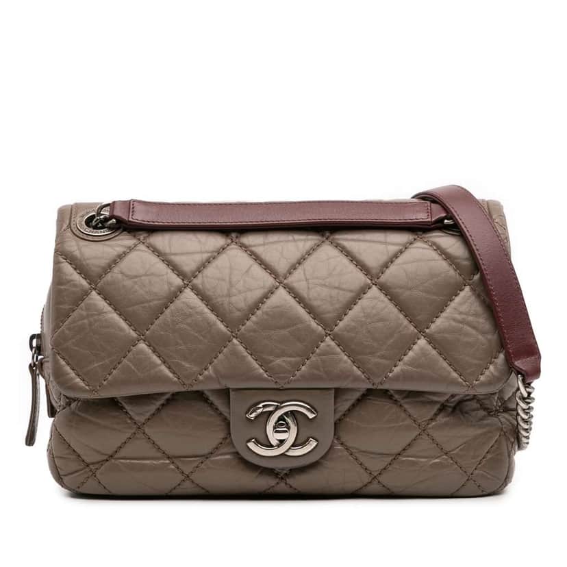Chanel Medium Quilted Aged Calfskin Portobello Flap Brown Leather Good condition - Front View