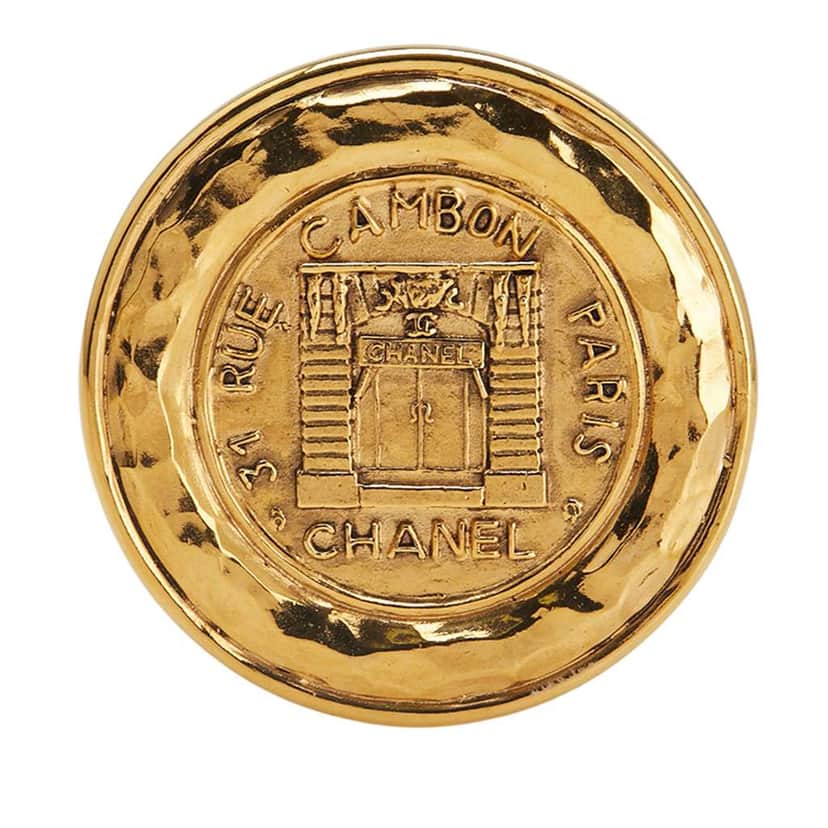 Chanel Gold Plated 31 Rue Cambon Round Brooch Gold Metal Good condition - Front View