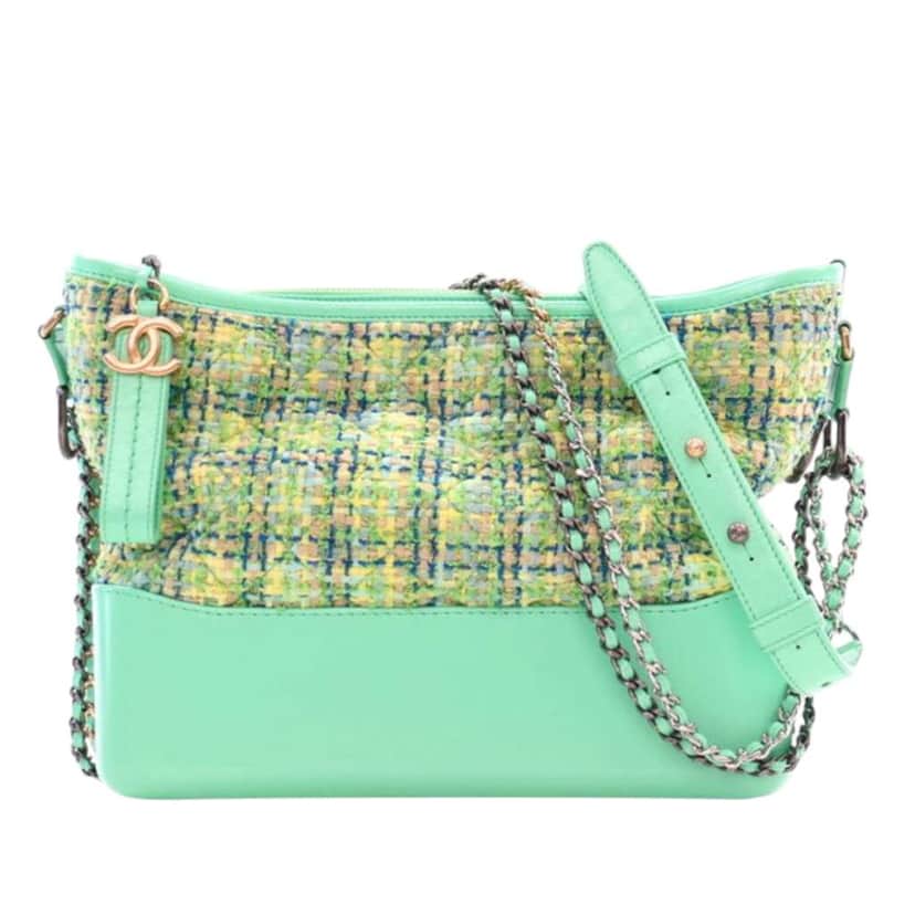 Chanel Medium Tweed Gabrielle Crossbody Green Tweed Good condition - Front View