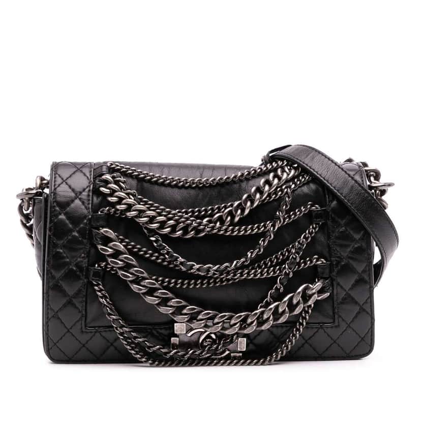 Chanel Medium Calfskin Enchained Boy Flap Black Leather Good condition - Front View
