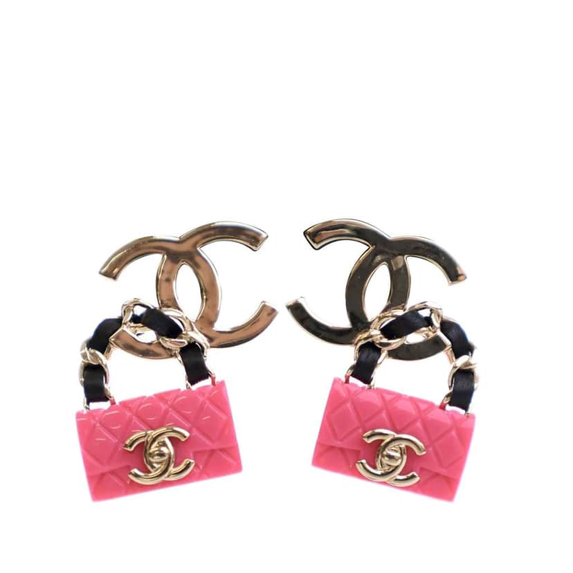 Chanel Silver Plated Matelasse Enamel CC Flap Push Back Earrings Silver Metal Good condition - Front View