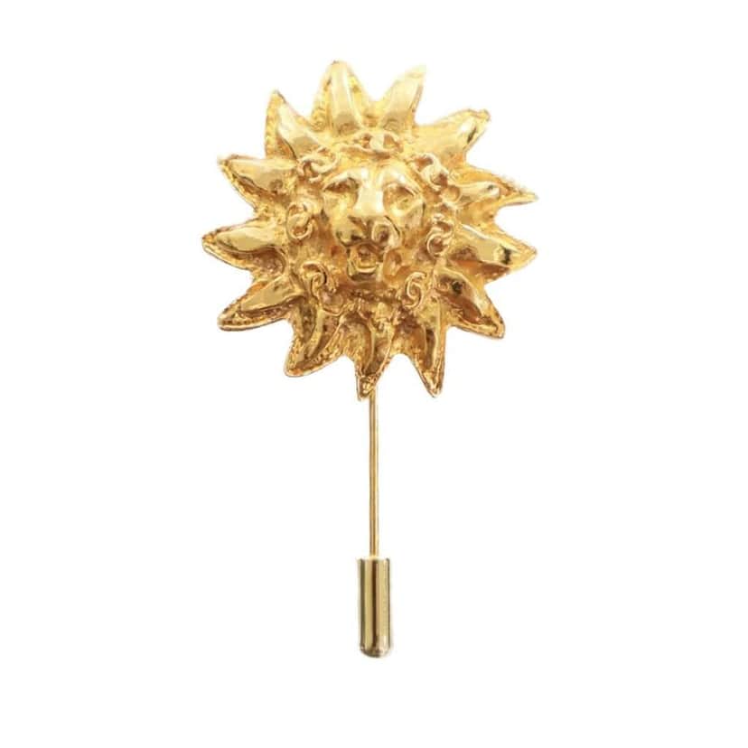 Chanel Gold Plated Lion Head Pin Brooch Gold Metal Good condition - Front View