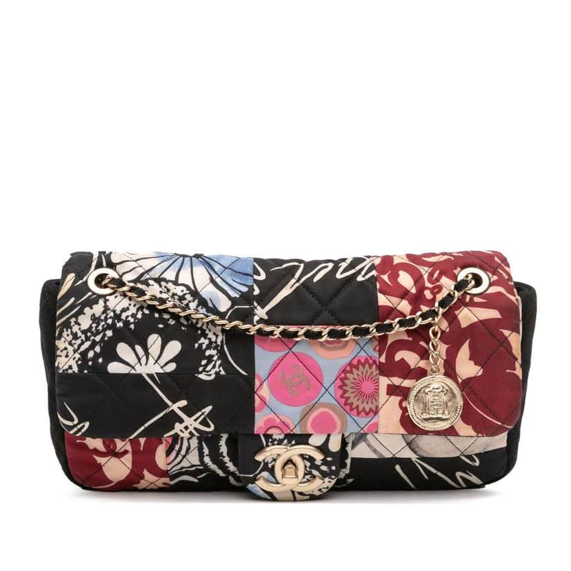 Chanel Medium Printed Nylon and Jersey Patchwork Single Flap Black Good condition - Front View