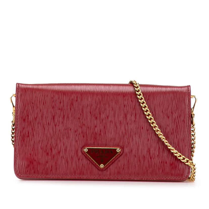 Prada Vitello Move Wallet On Chain Red Leather Good condition - Front View