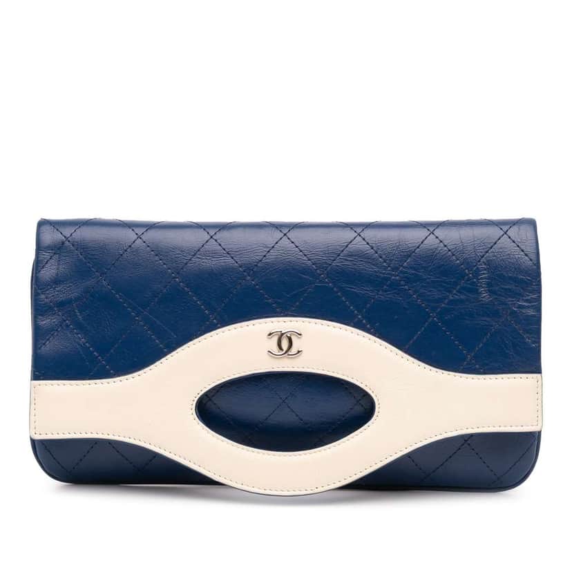 Chanel Small Bicolor Aged Calfskin 31 Pouch Blue Leather Good condition - Front View