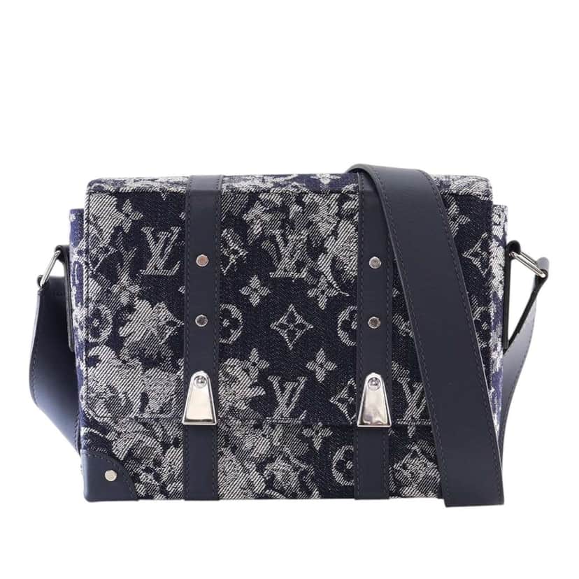 Louis Vuitton Monogram Tapestry Trunk Messenger Blue Denim Good condition - Front View