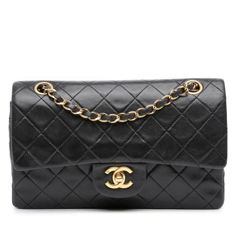 Chanel Small Classic Lambskin Double Flap Black Leather Good condition - Front View