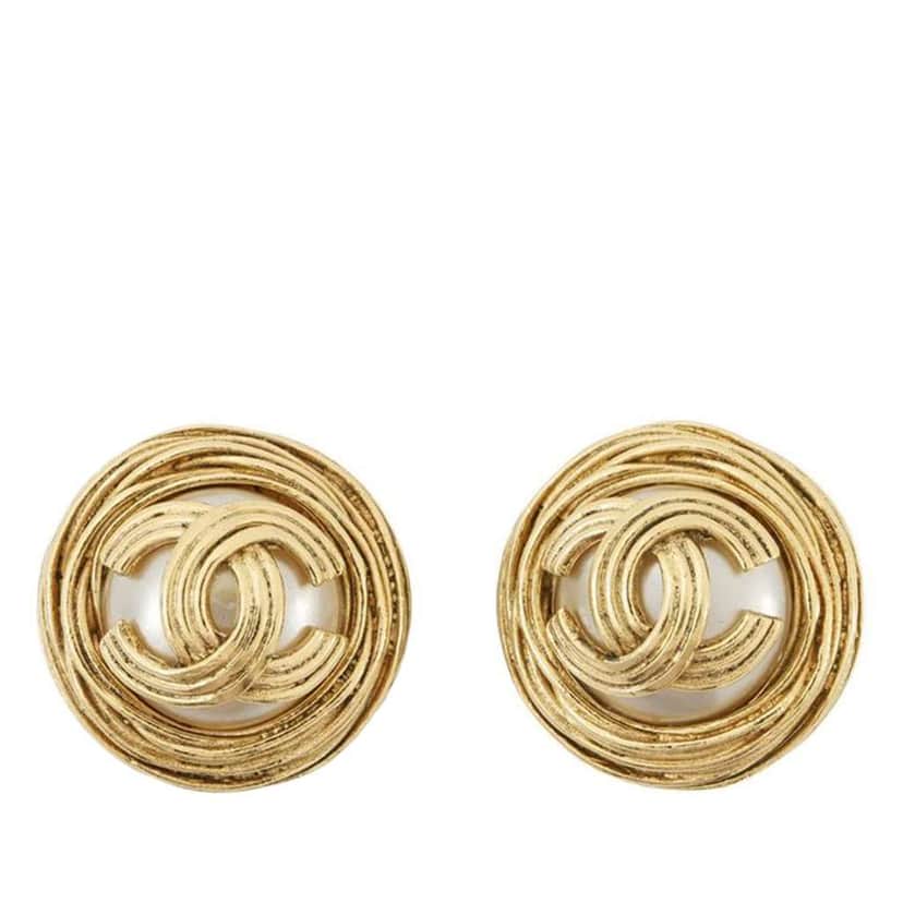 Chanel Gold Plated CC Faux Pearl Round Clip on Earrings Gold Metal Good condition - Front View