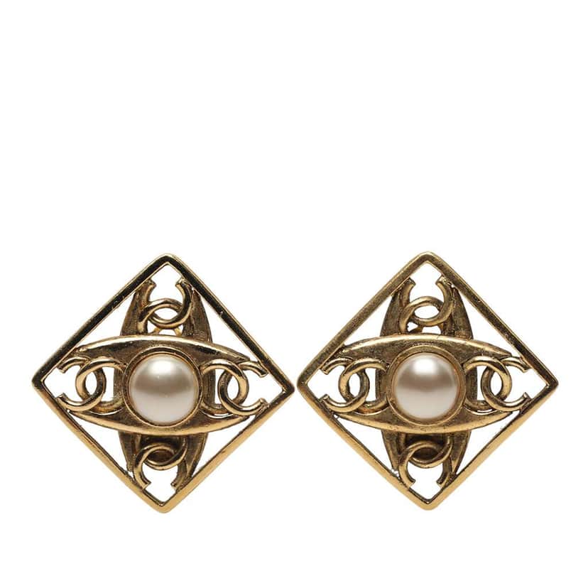 Chanel Gold Plated Faux Pearl CC Diamond Shaped Clip On Earrings Gold Metal Good condition - Front View