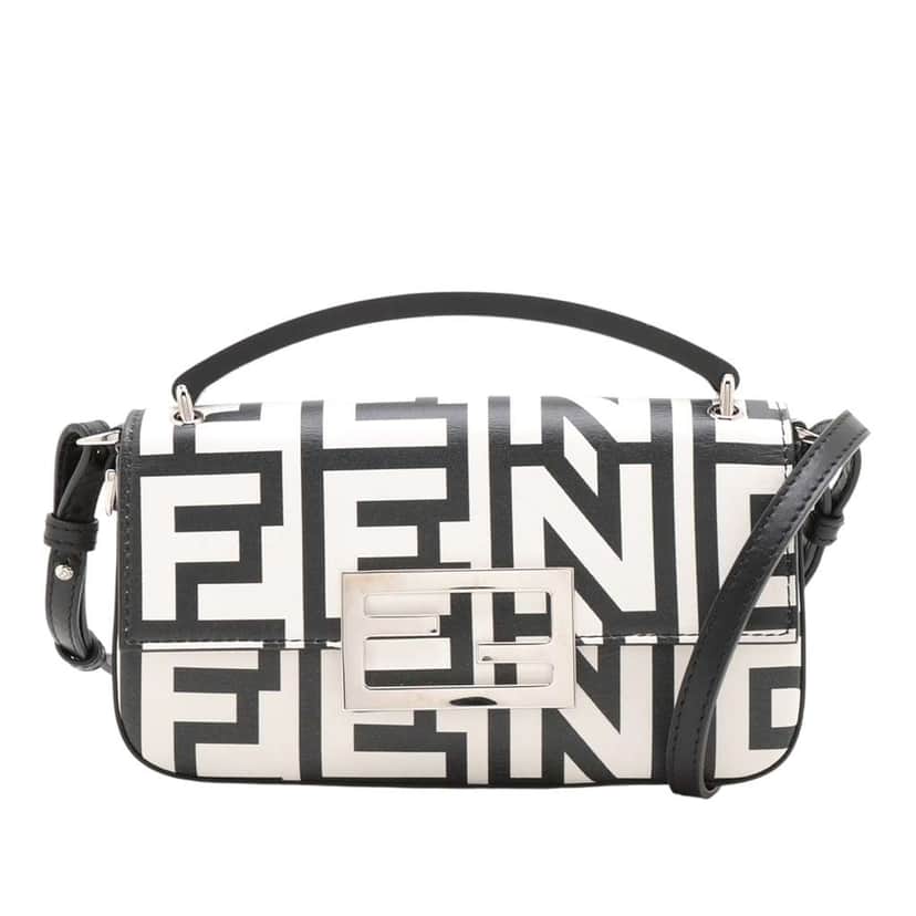 Fendi Marc Jacobs Nappa Vitello King Logo Print Baguette Phone Pouch Satchel White Leather Good condition - Front View