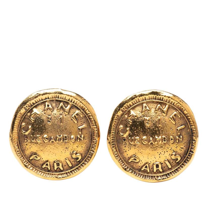 Chanel Gold Plated Rue Cambon Round Clip on Earrings Gold Metal Good condition - Front View