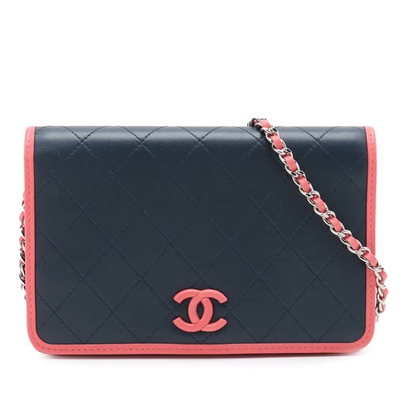 Chanel Quilted Lambskin Color Pop Wallet on Chain Blue Leather Good condition - Front View