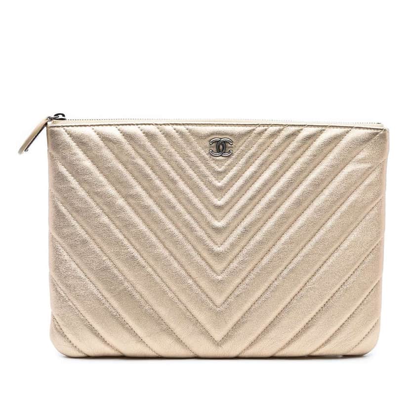 Chanel Medium Chevron Metallic Calfskin O Case Clutch Gold Leather Good condition - Front View