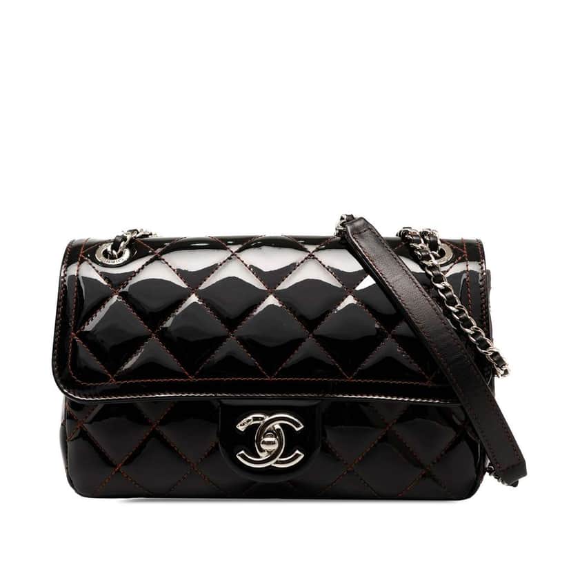 Chanel Small Quilted Patent Coco Shine Flap Black Leather Good condition - Front View