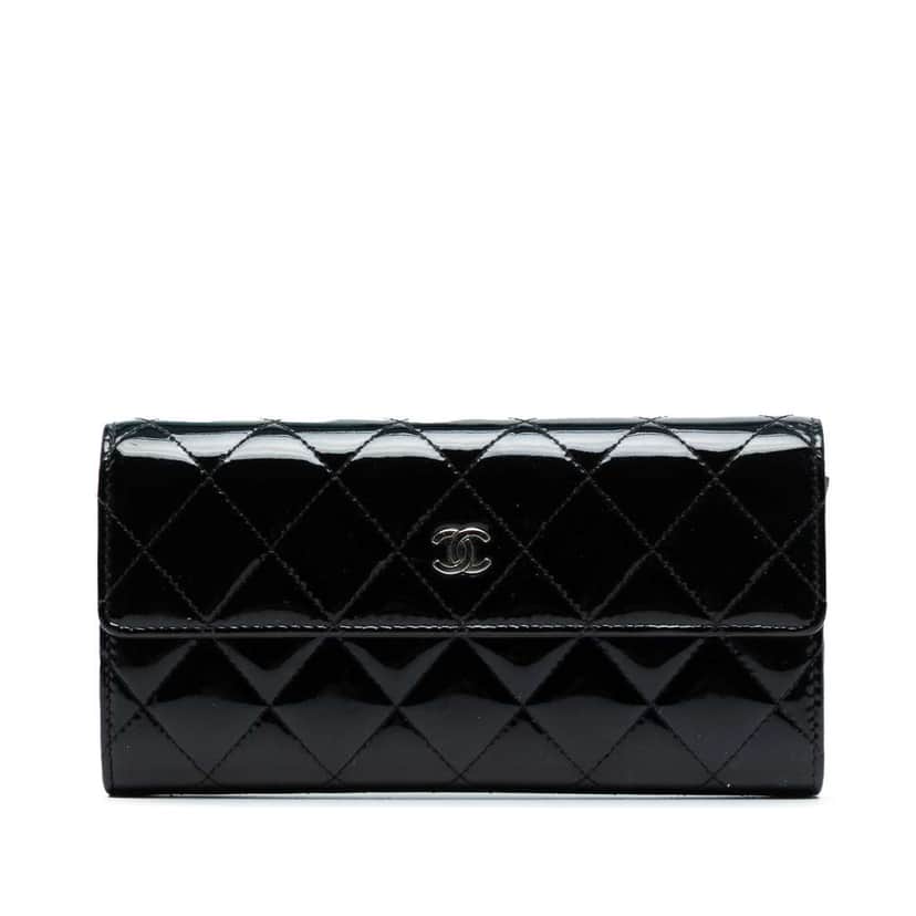 Chanel Large CC Quilted Patent Flap Wallet Black Leather Good condition - Front View