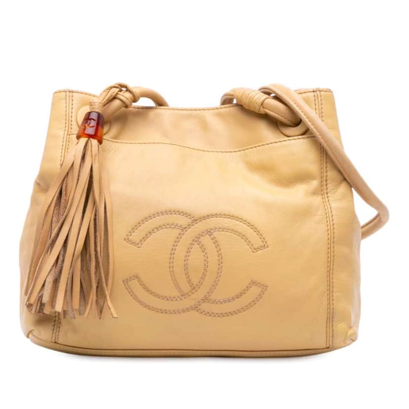 Chanel Lambskin CC Tassel Shoulder Bag Brown Leather Good condition - Front View