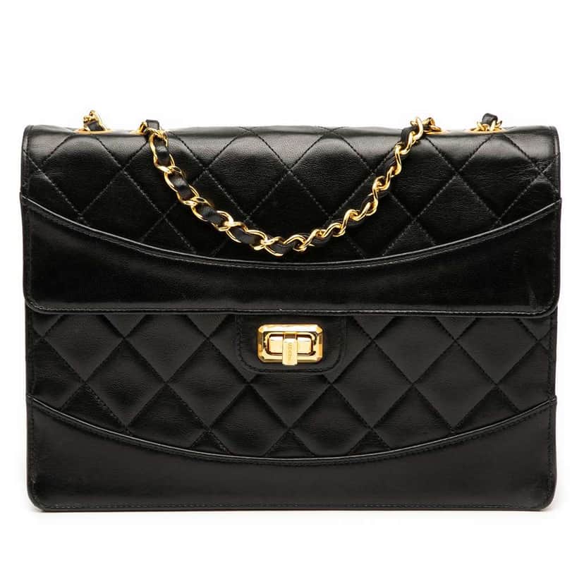 Chanel Medium Quilted Lambskin Mademoiselle Single Flap Black Leather Good condition - Front View
