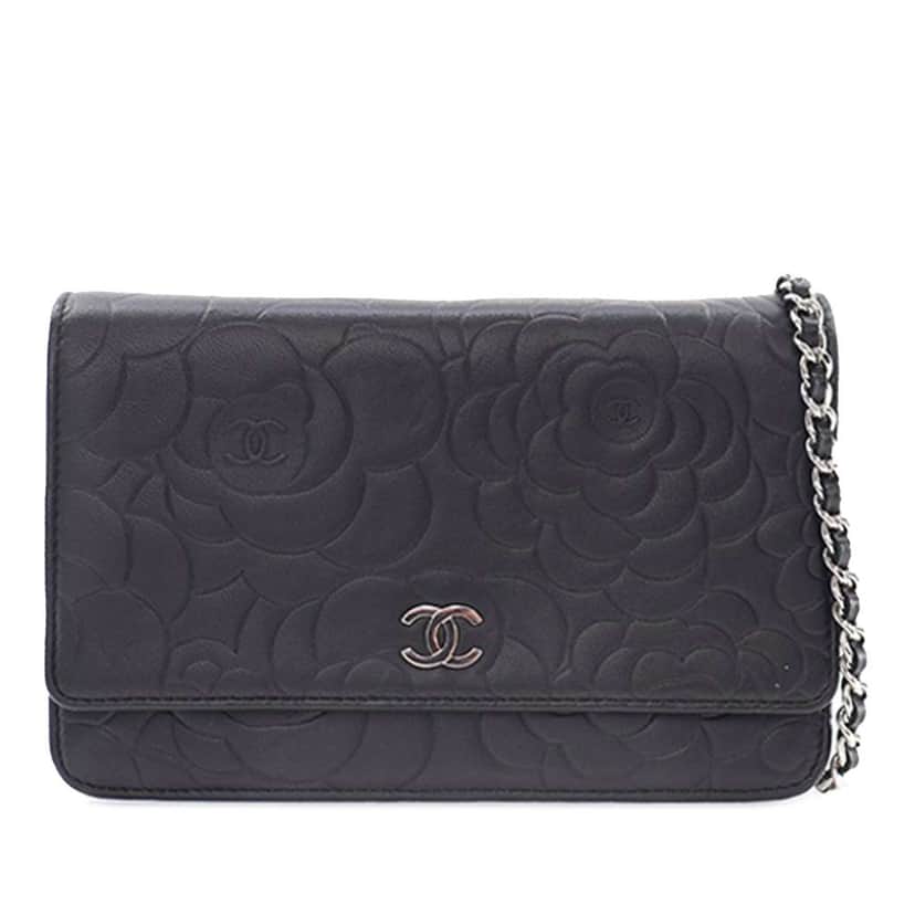 Chanel CC Embossed Lambskin Camellia Wallet On Chain Black Leather Good condition - Front View