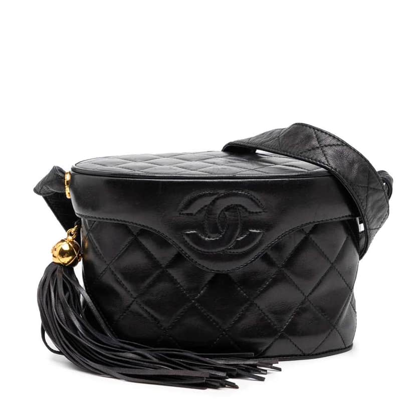 Chanel CC Quilted Lambskin Tassel Vanity Bag Black Leather Good condition - Front View