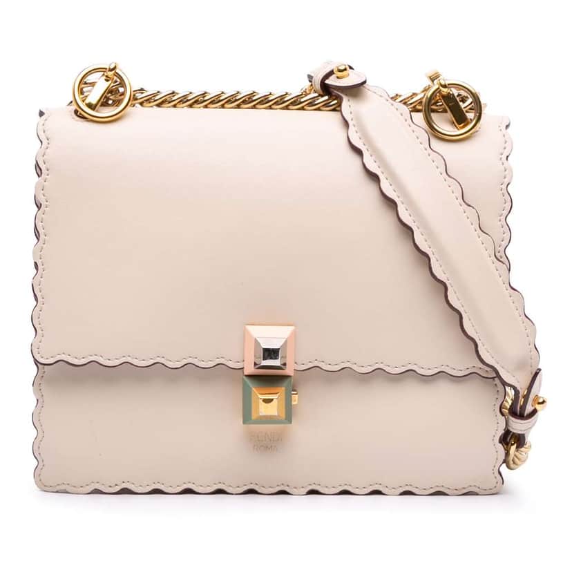 Fendi Small Scalloped Leather Kan I Crossbody Pink Leather Good condition - Front View