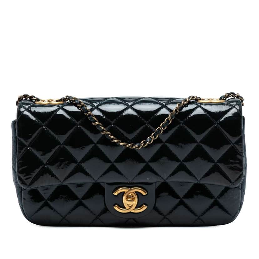 Chanel Paris-Salzburg Medium Patent Goatskin CC Eyelet Flap Blue Leather Good condition - Front View