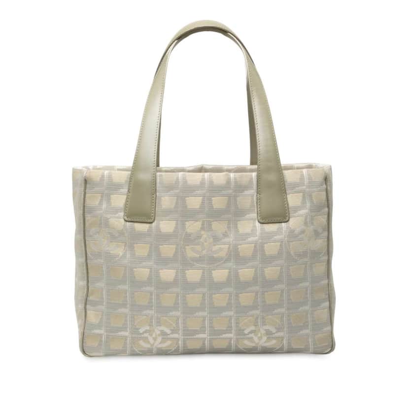 Chanel New Travel Line Nylon Tote Brown Good condition - Front View