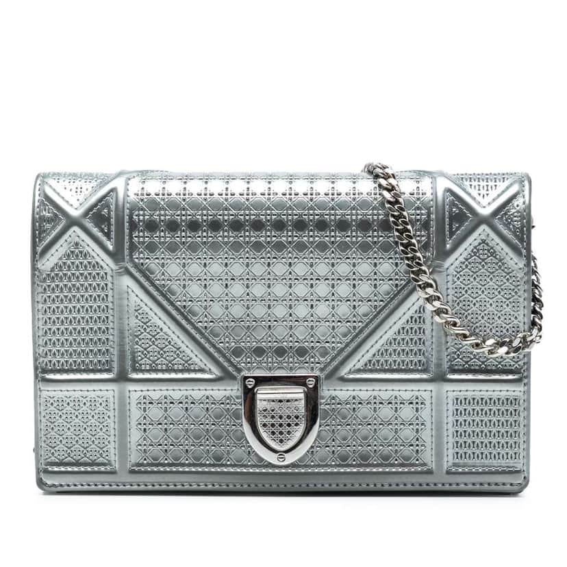 Dior Baby Patent Microcannage Diorama Crossbody Silver Leather Good condition - Front View