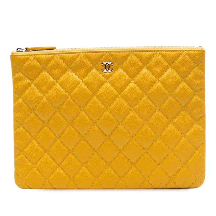 Chanel Medium Quilted Caviar O Case Clutch Yellow Leather Good condition - Front View