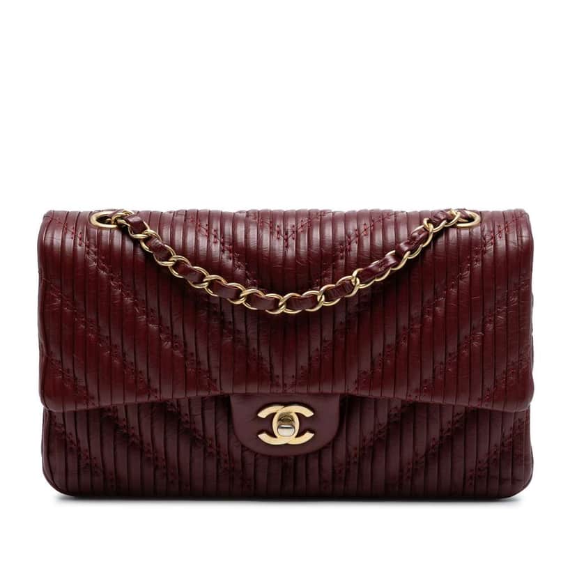 Chanel Medium Classic Chevron Calfskin Pleated Double Flap Red Leather Good condition - Front View