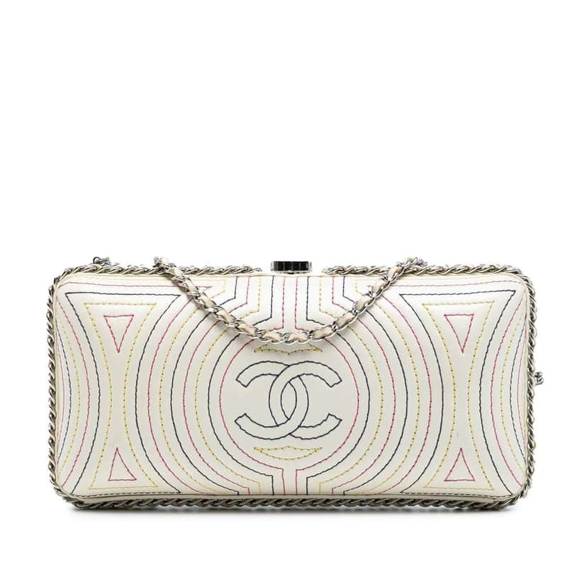 Chanel Quilted Calfskin Korean Garden Clutch on Chain White Leather Good condition - Front View