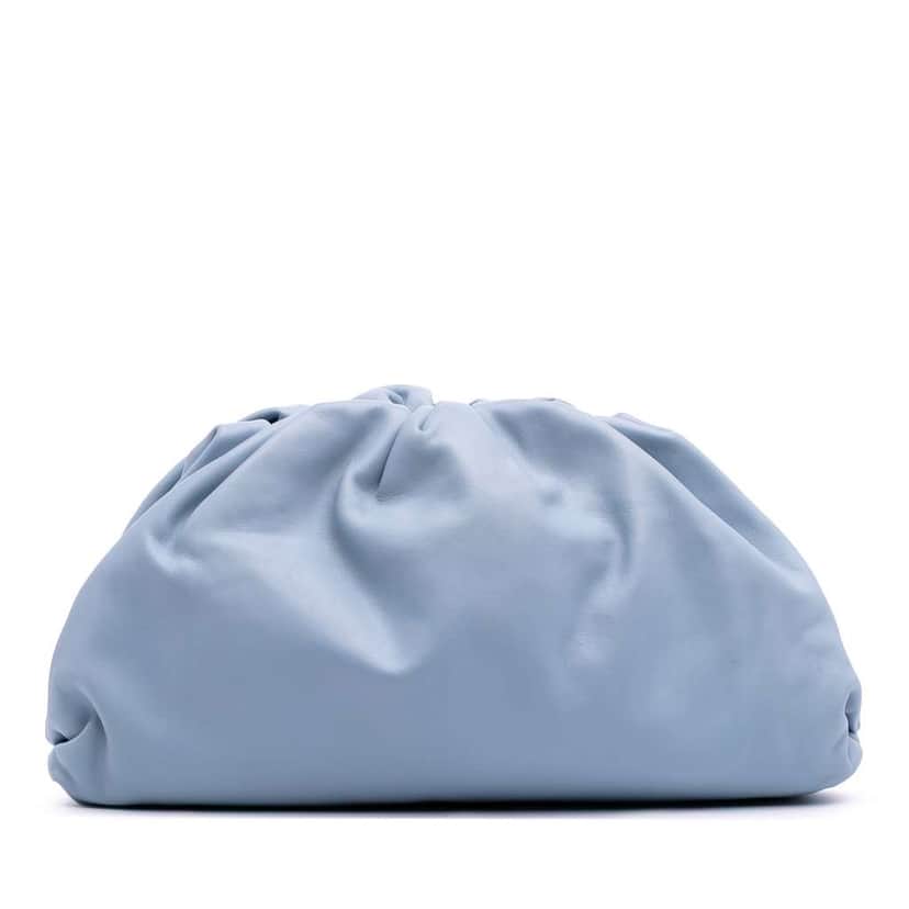 Bottega Veneta Lambskin The Pouch Blue Leather Good condition - Front View
