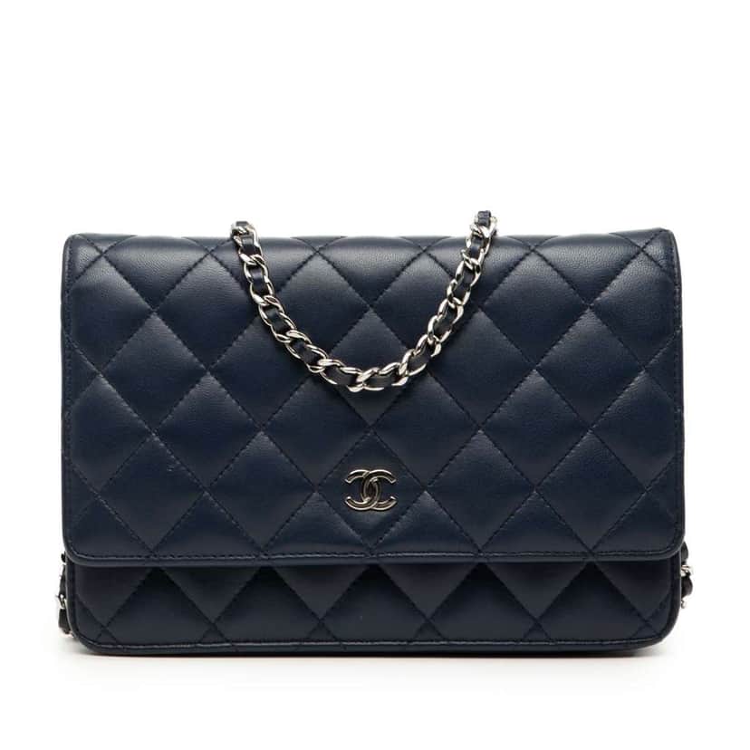 Chanel CC Quilted Lambskin Wallet On Chain Blue Leather Very good condition - Front View