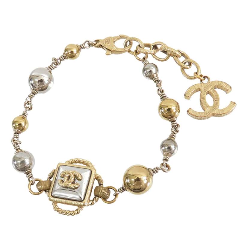 Chanel CC Gold and Palladium Plated Station Bracelet Gold Metal Good condition - Front View